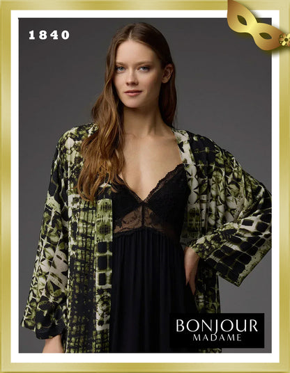 Bonjour Viscose Dressing Gown Lace Strap Nightgown Set 1840