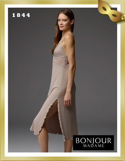 Bonjour Viscose Patterned Robe Lace Strap Nightgown Set 1844